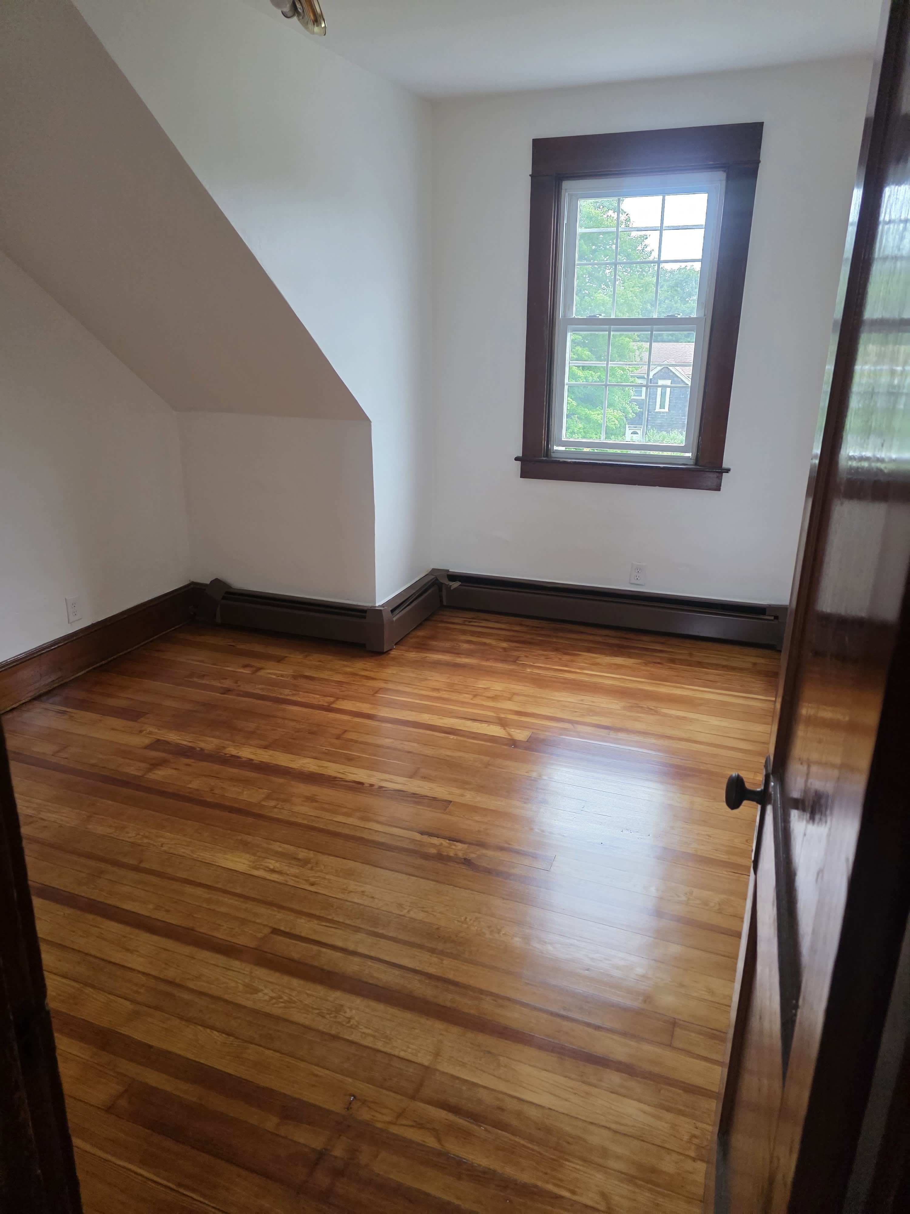 19 Stephen St – photo 4