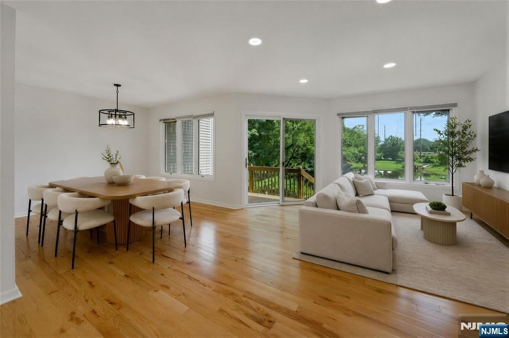 35 Reagan Way – photo 3