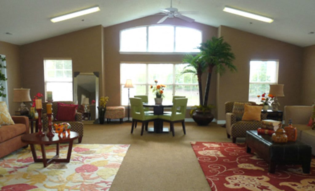 4 Bedroom House For Tent – photo 2