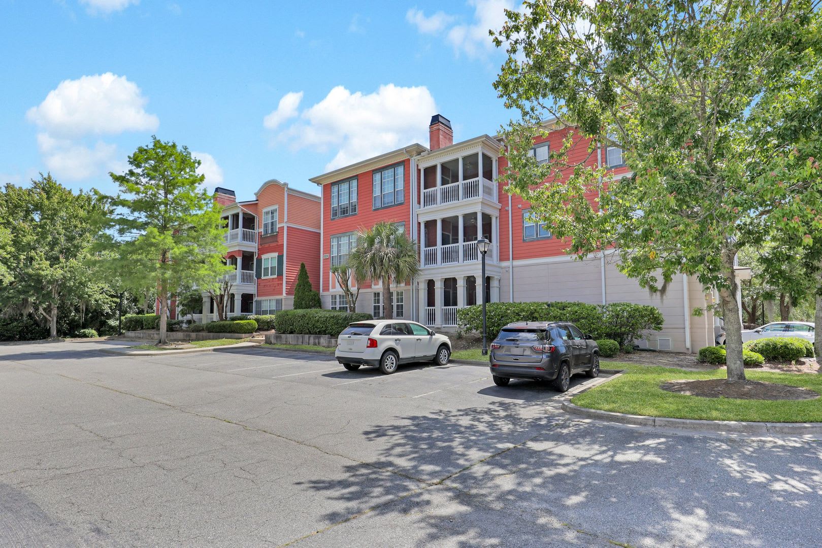 Condominium In The Merritt On Whitemarsh Island For Lease – photo 2