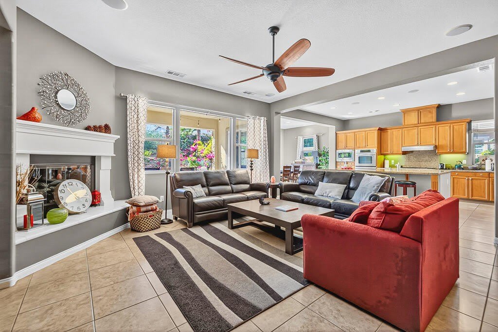 35831 Raphael Drive – photo 5