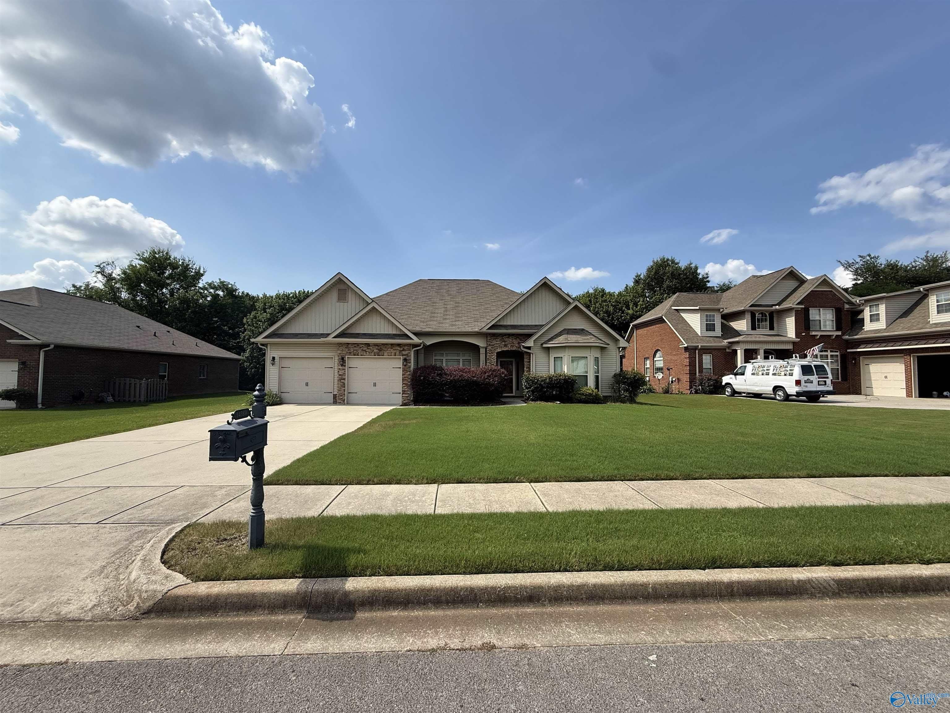 14389 Water Stream Drive – photo 2