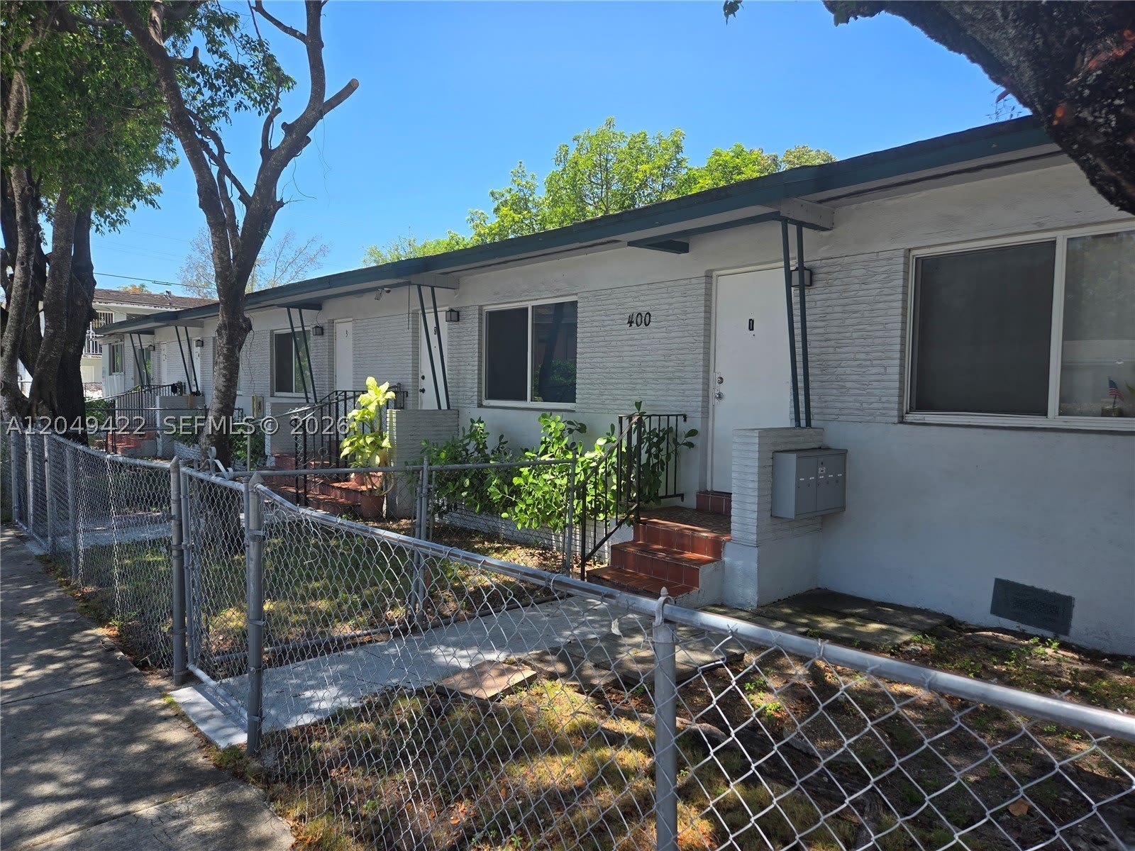 400 SW 21st Ave – photo 3