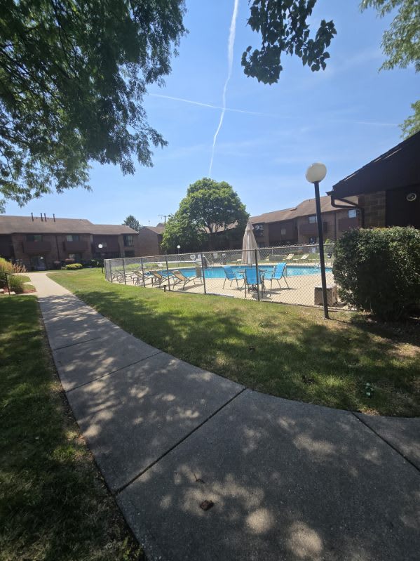 9096 North Park Plaza Court – photo 2