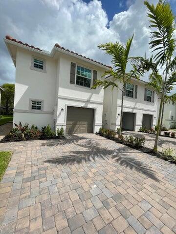 6737 Broadwater Lane – photo 1