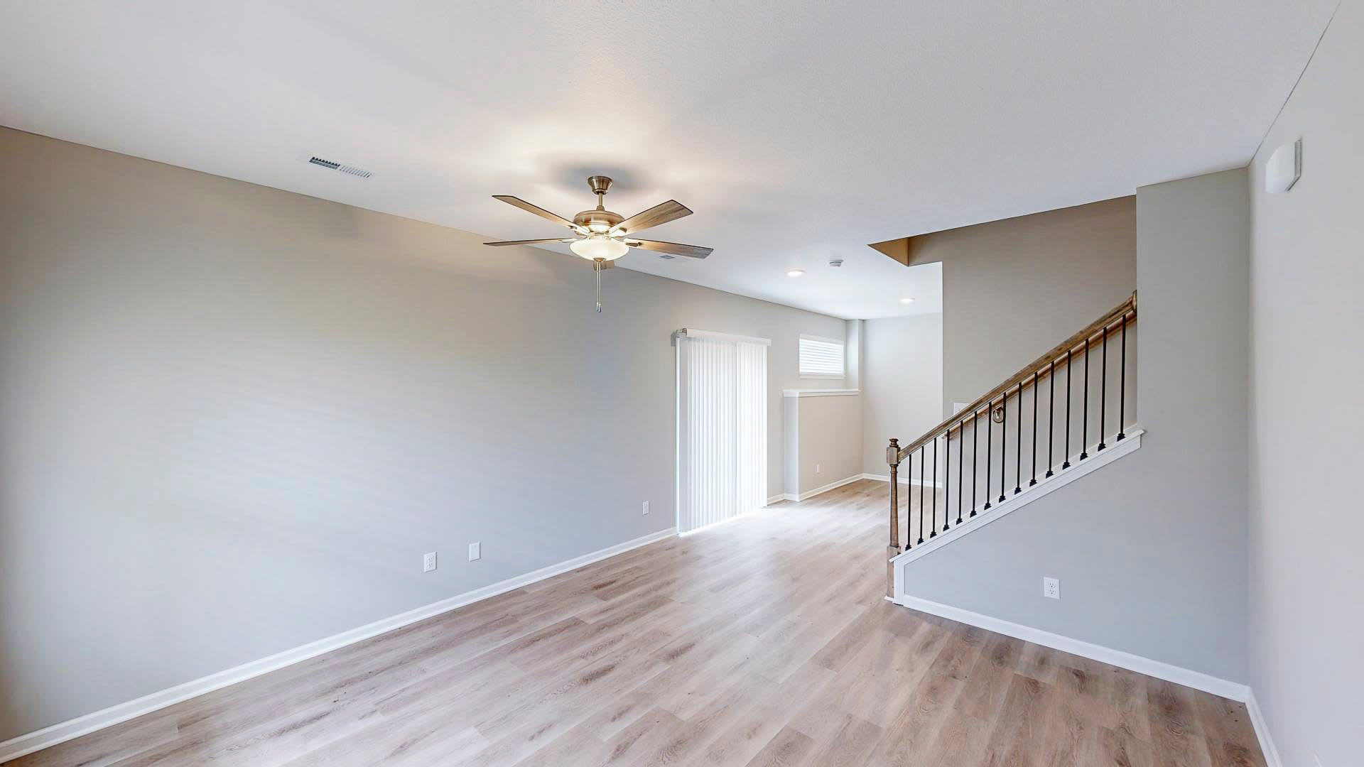 3 Bedroom 2.5 Bathroom Duplex! – photo 3