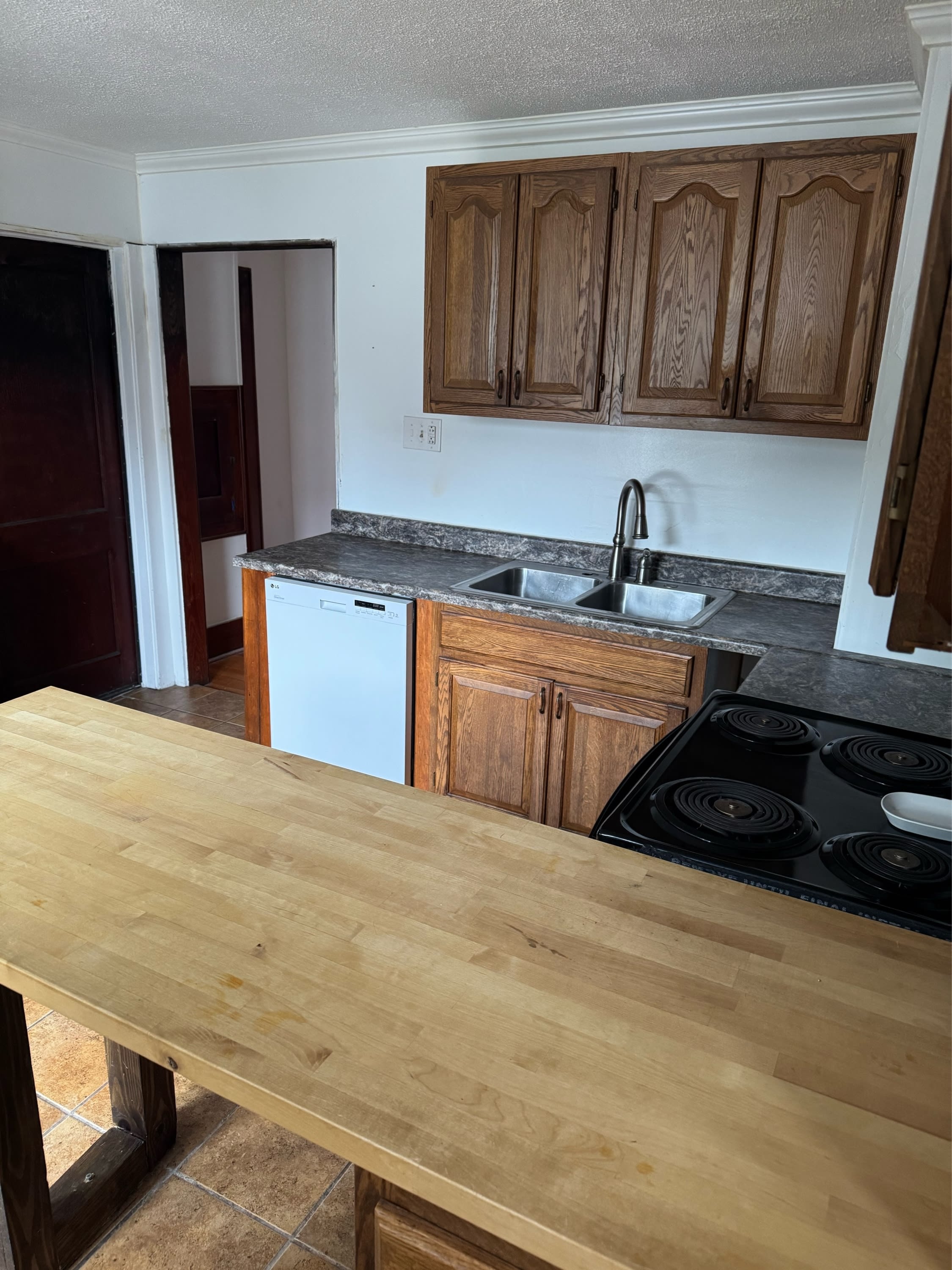 1401 Mather Avenue – photo 2
