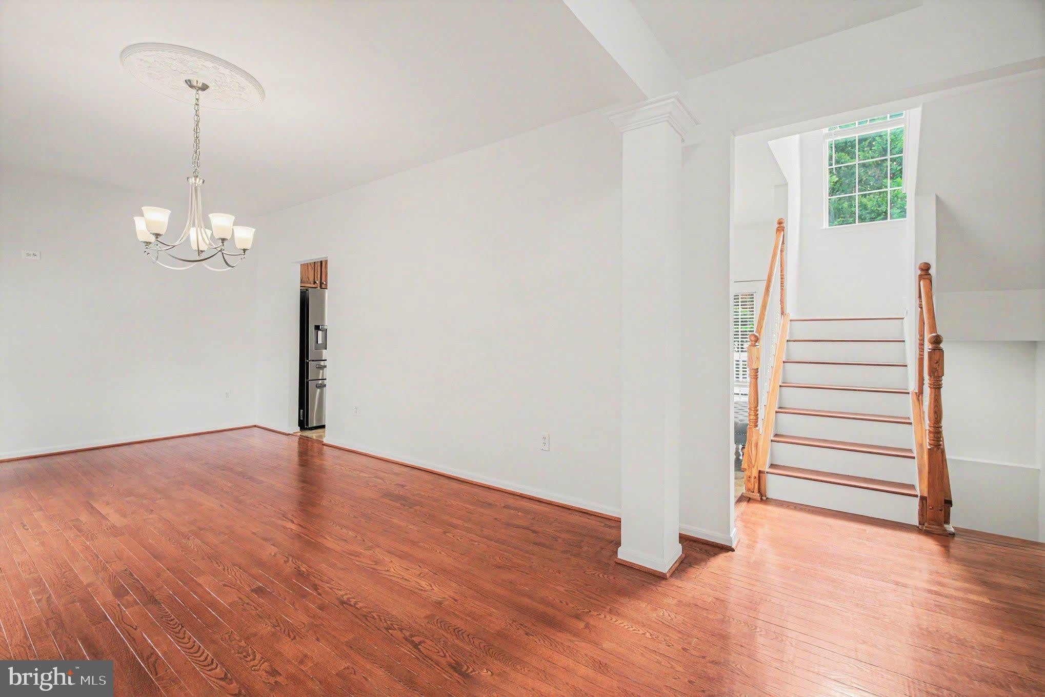 9224 CYNTHIA ST – photo 3