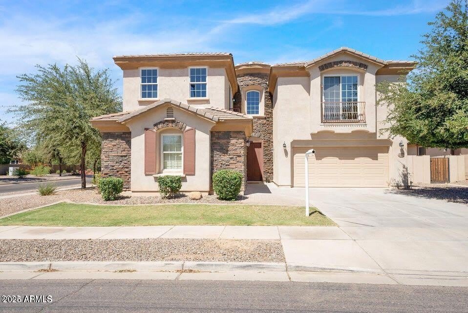 4590 E WATERMAN Street – photo 1