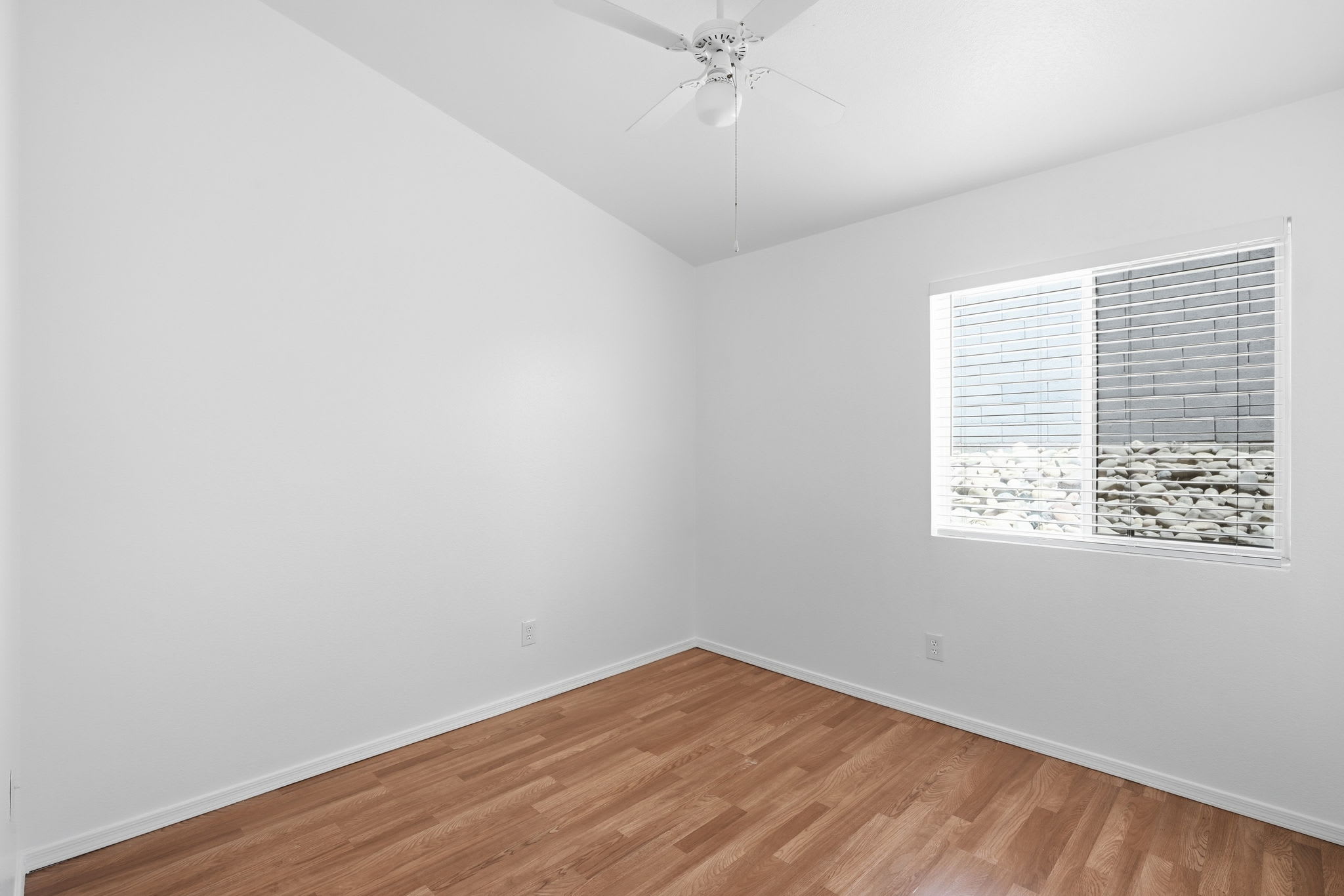 1302 East Michelle Drive – photo 5