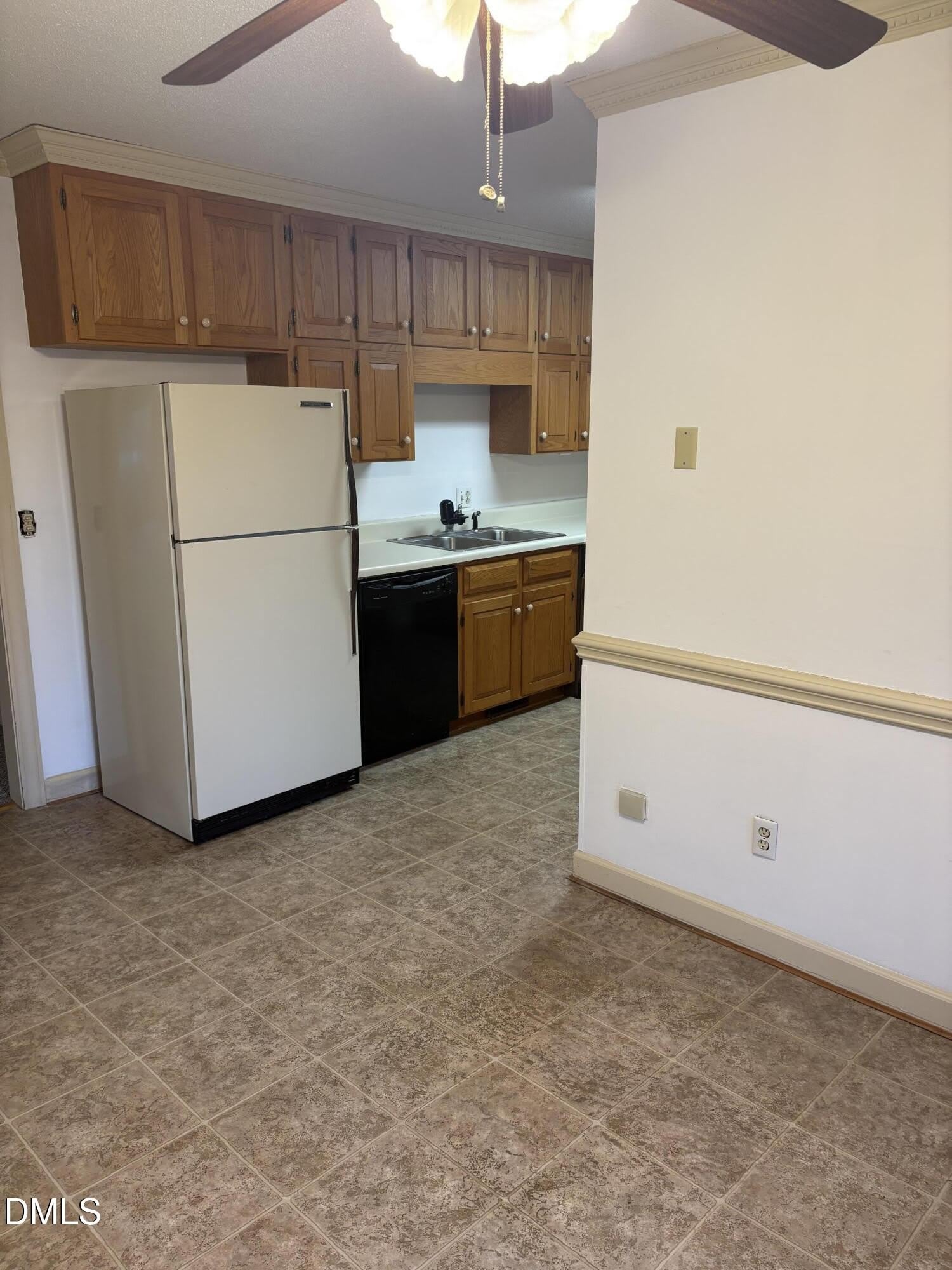 7213 Ridgefield Court – photo 5