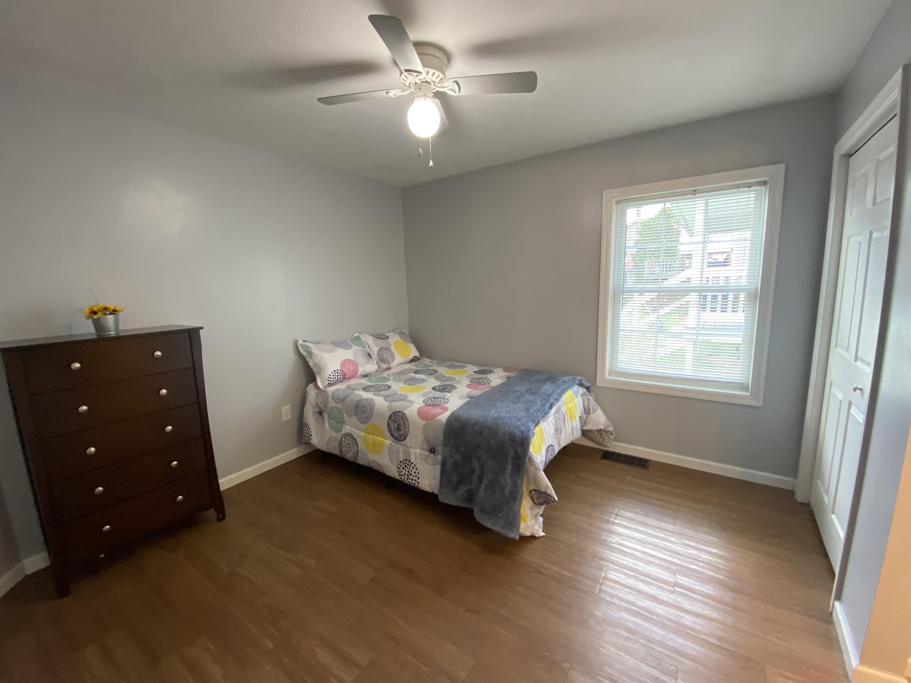 558 Locust St, 1 – photo 5