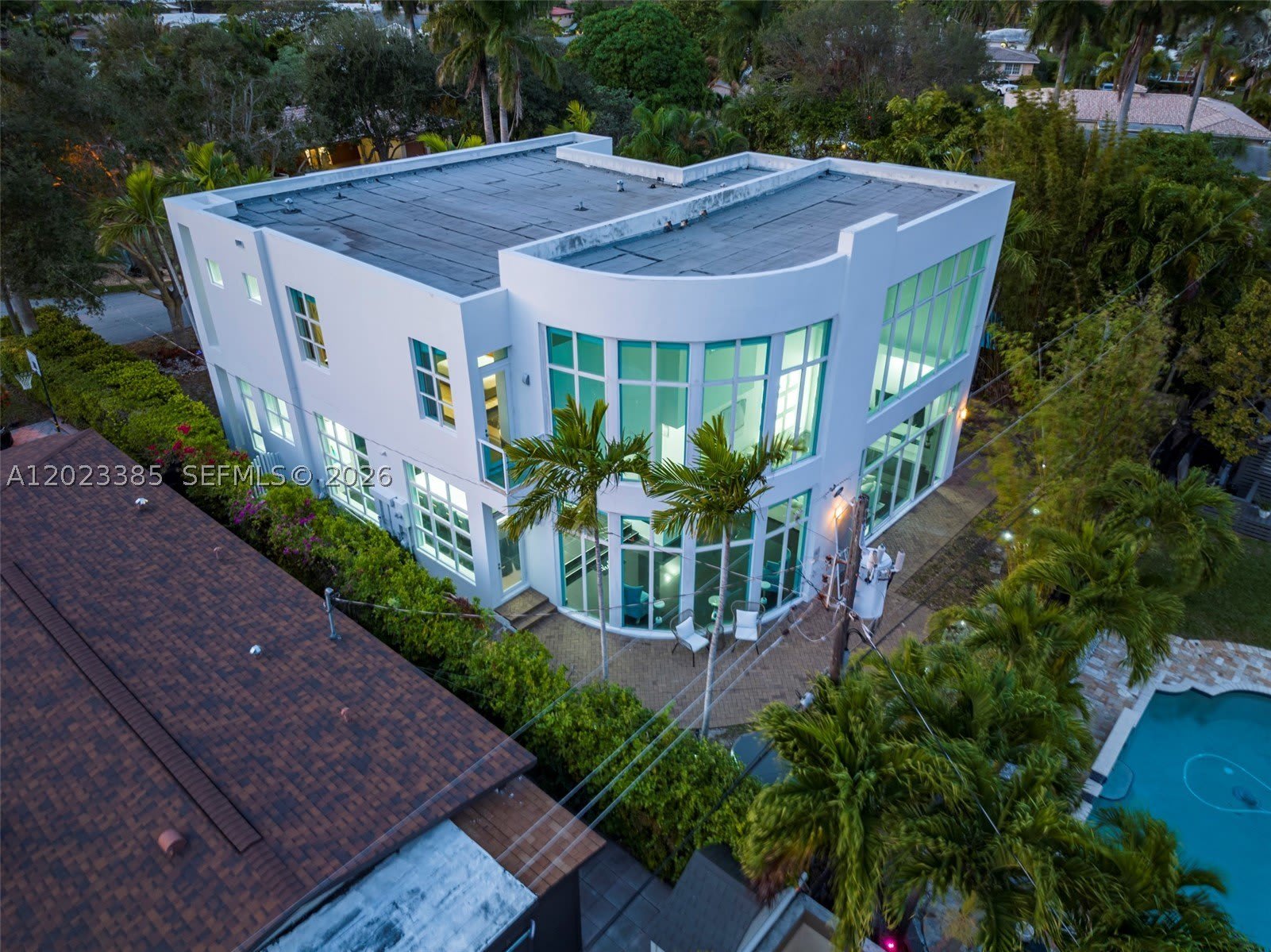 5432 NE 21st Ter – photo 2