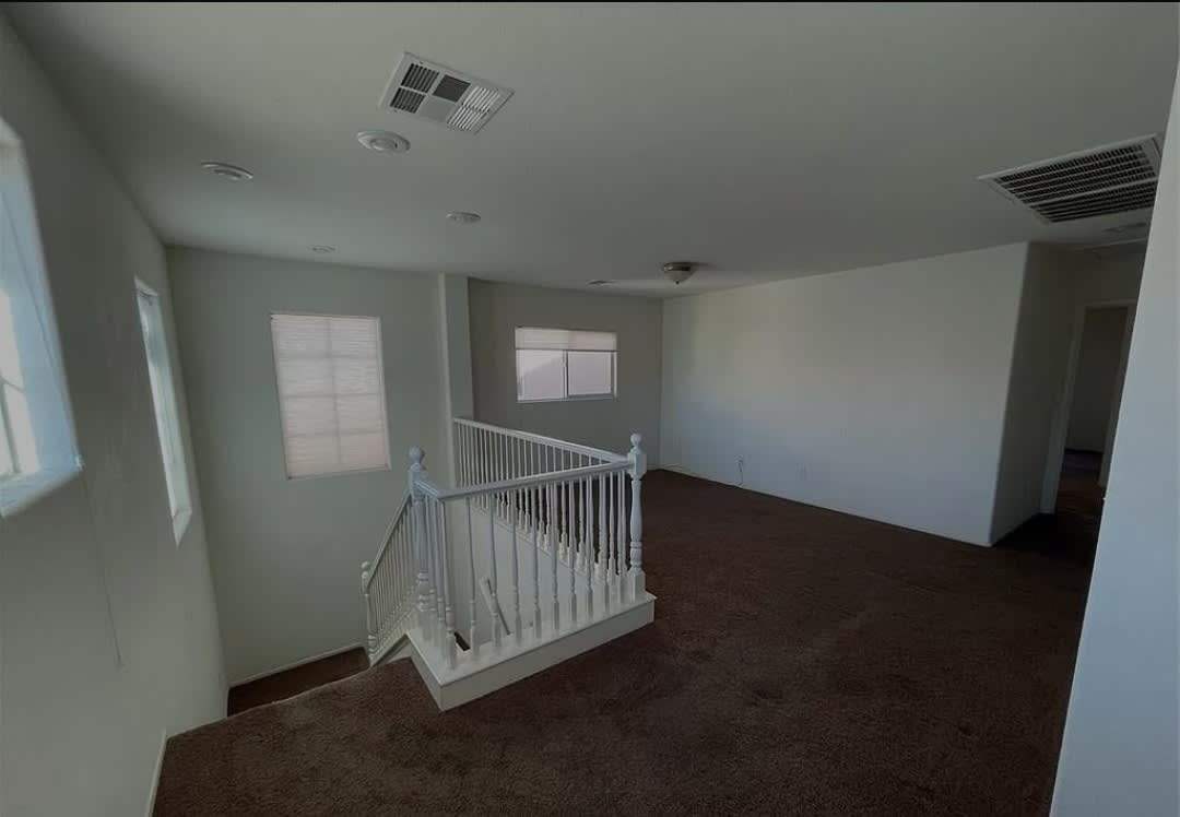 768 Jewel Tower Street – photo 4