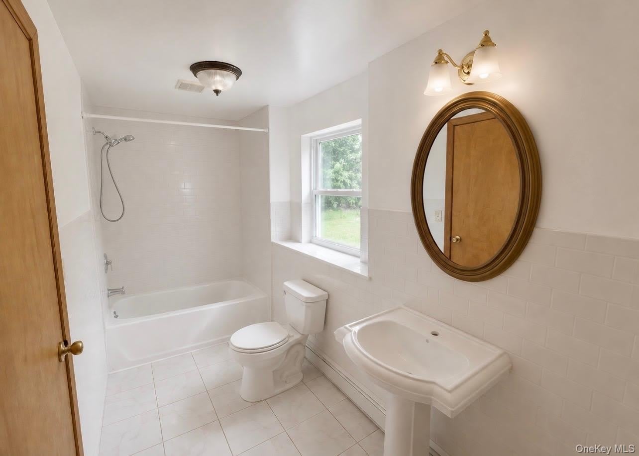 176 Spackenkill Road – photo 4