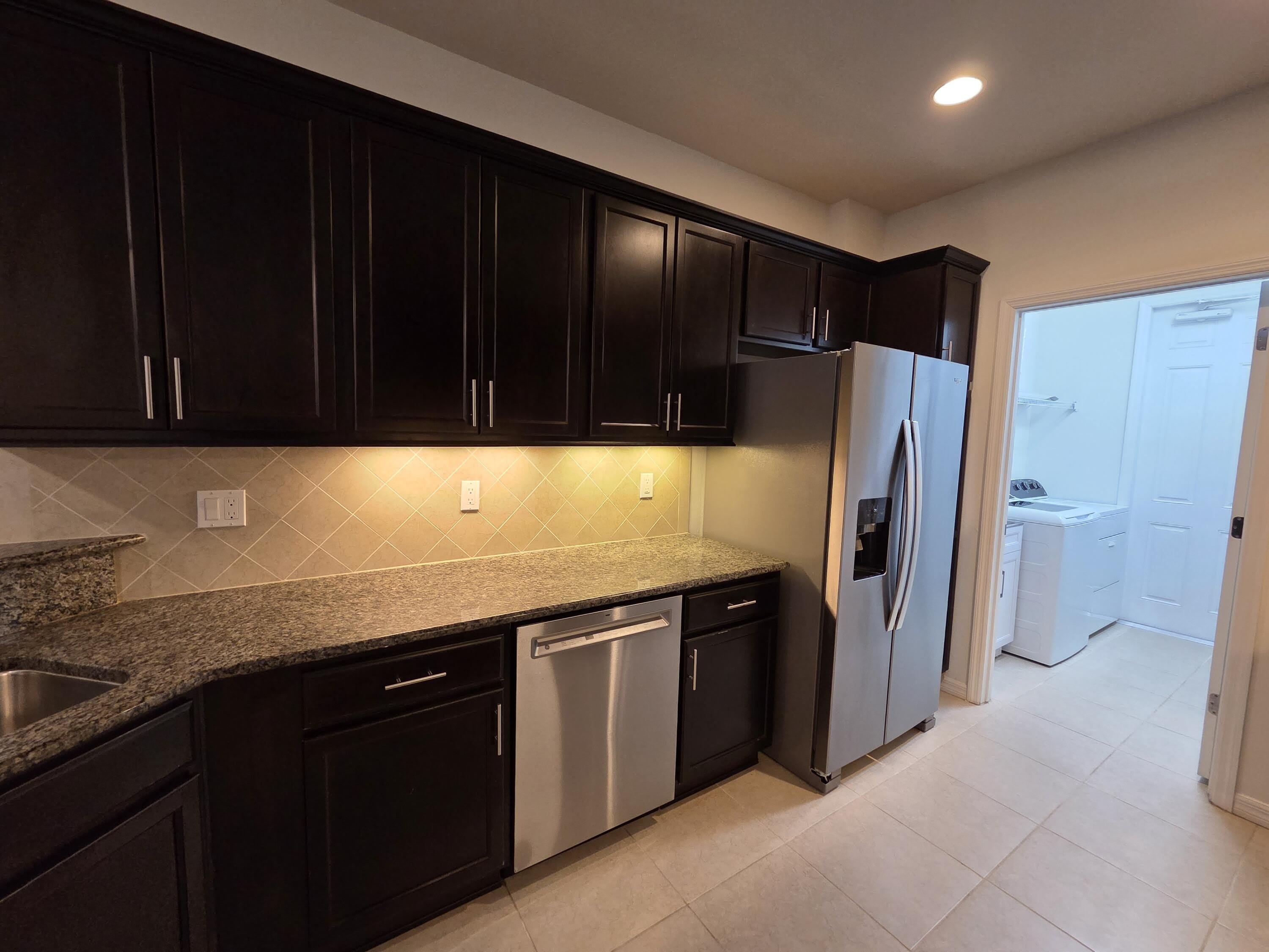 1102 Dakota Drive – photo 5