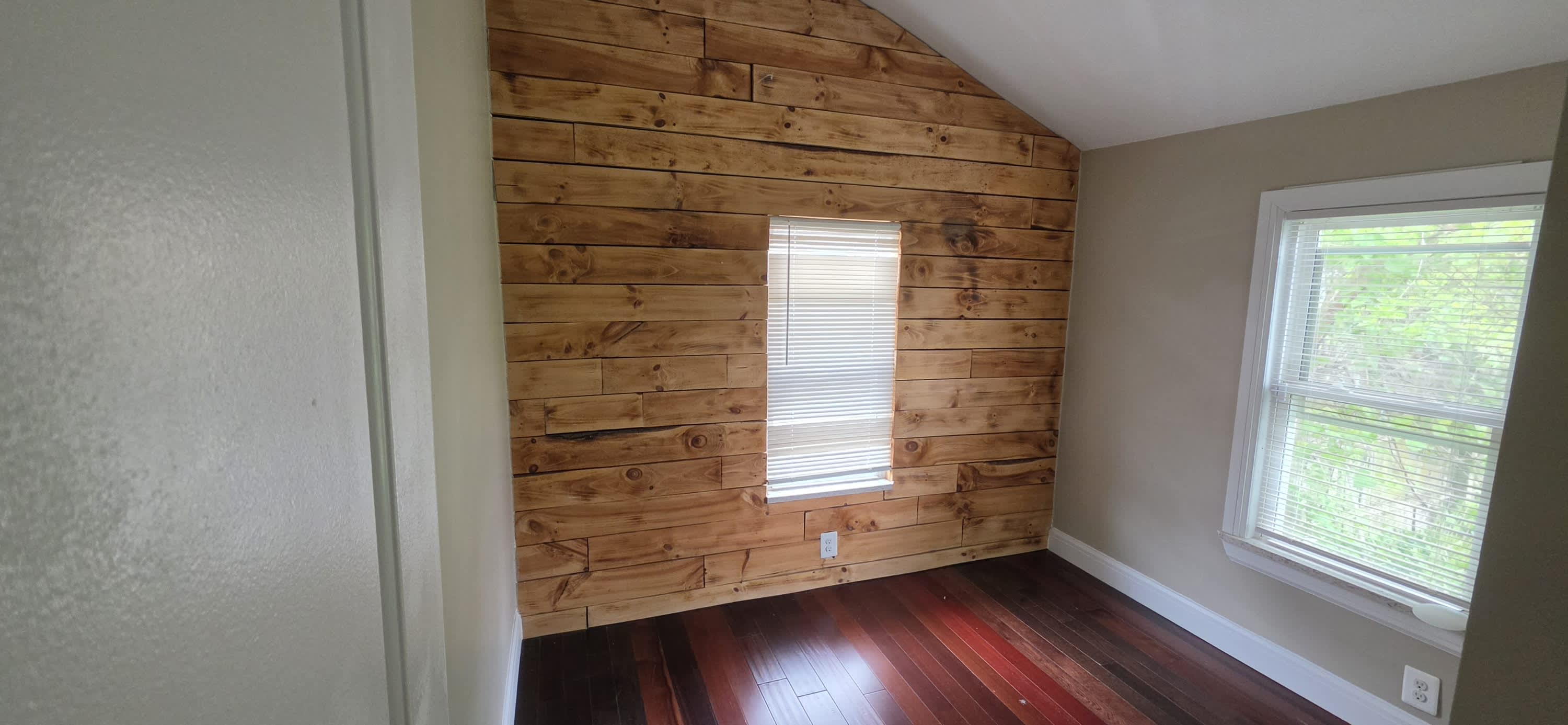13501 Vernon Avenue – photo 5