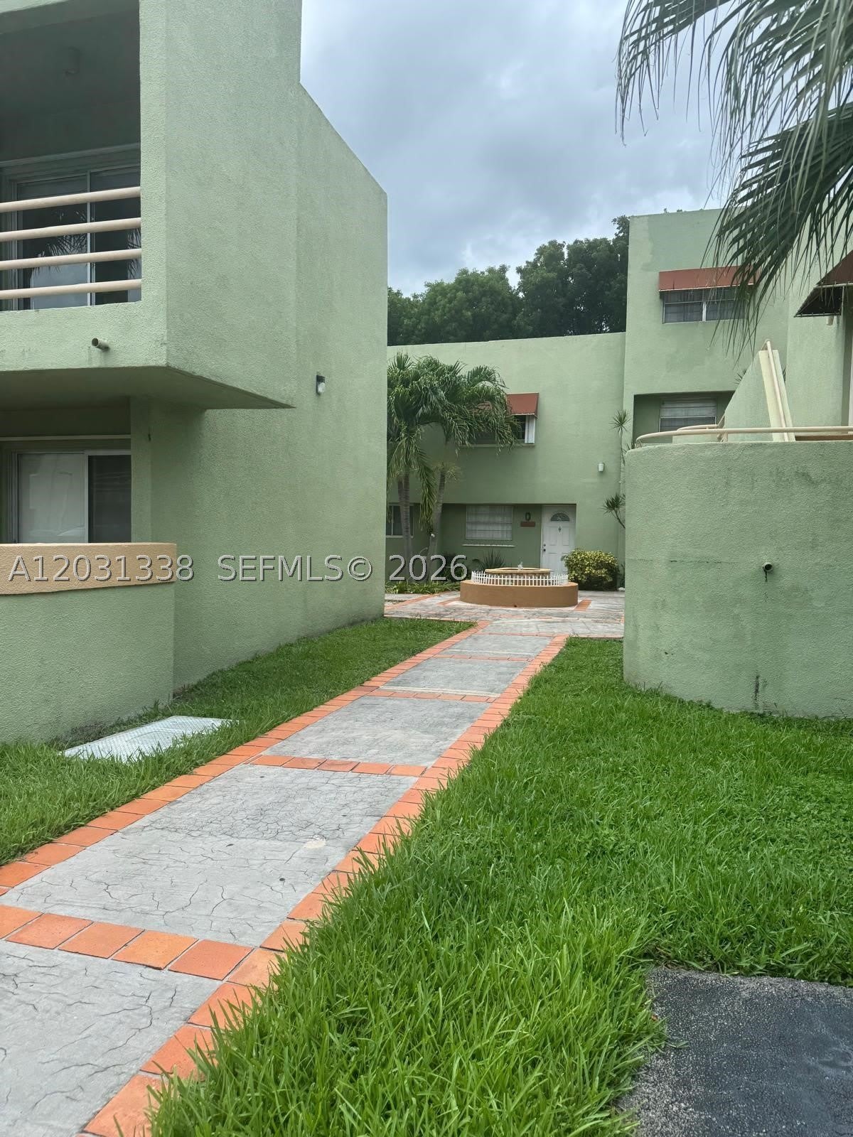 11173 NW 7th St – photo 2