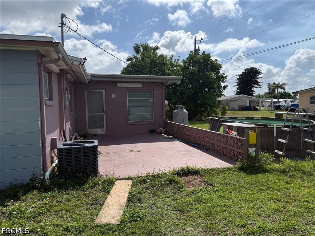 212 Davis Road – photo 2