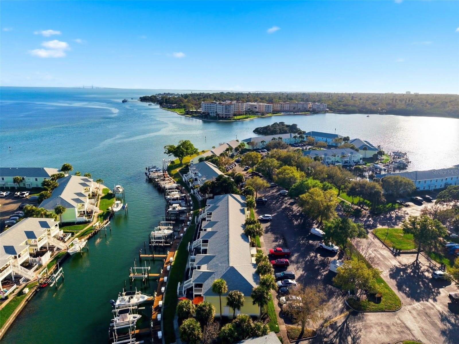 5174 BEACH Drive SE – photo 2