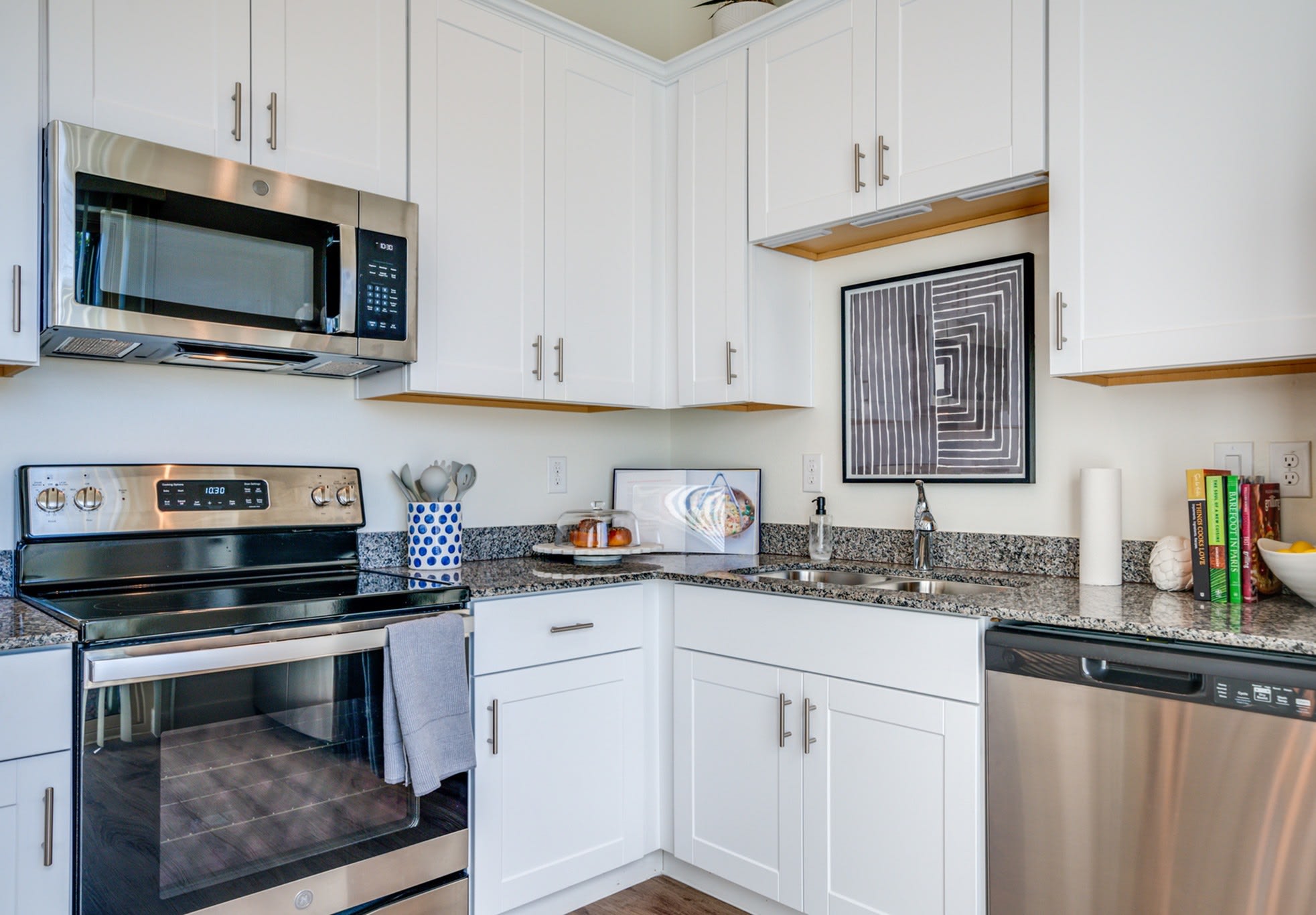 Crismon Gateway Rentals – photo 2