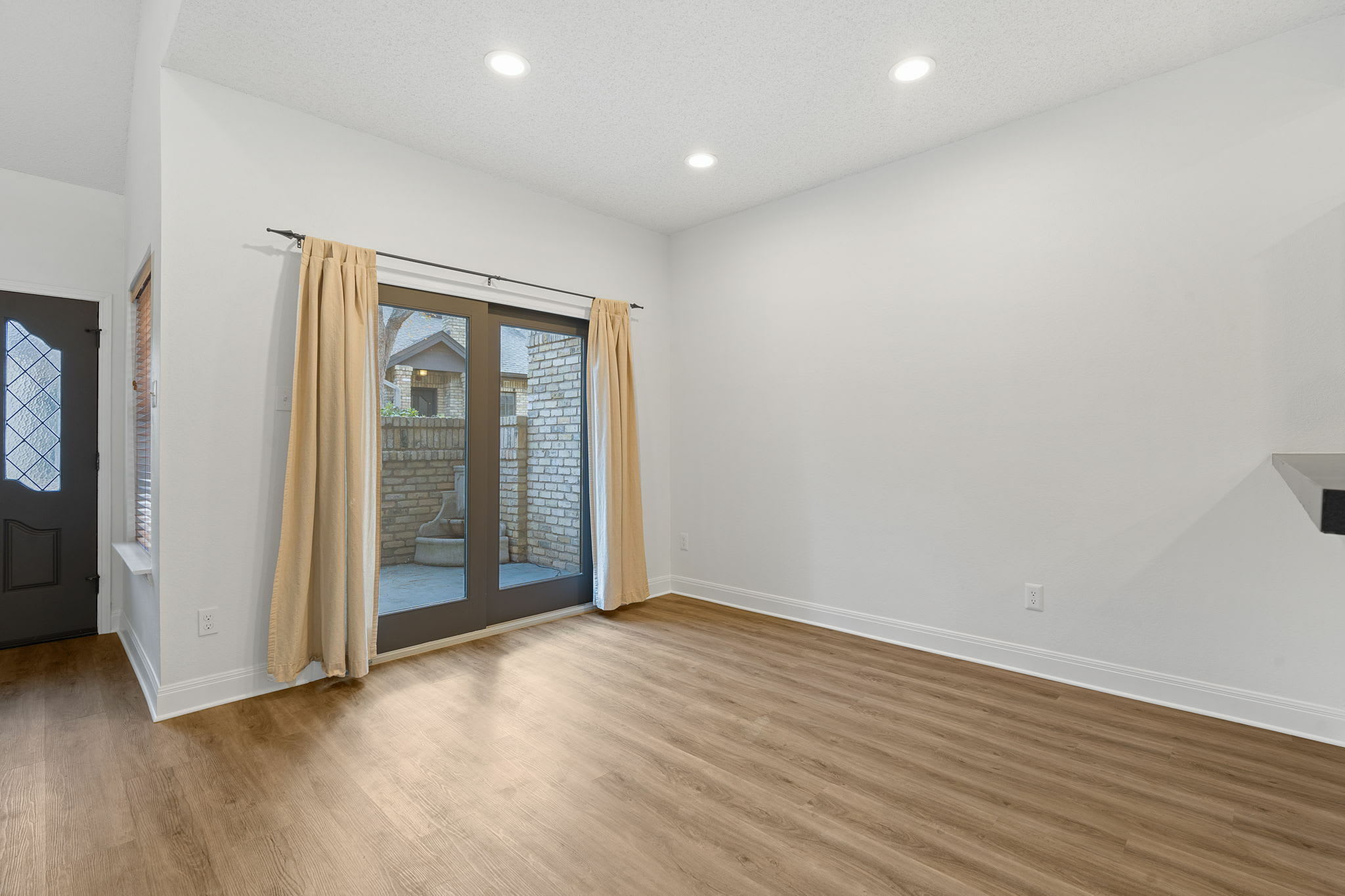 10819 Crown Colony Drive – photo 5