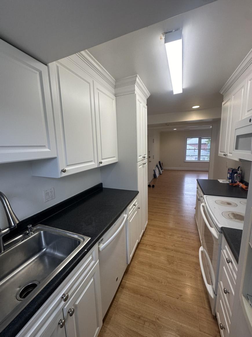 140 Newton St. – photo 3