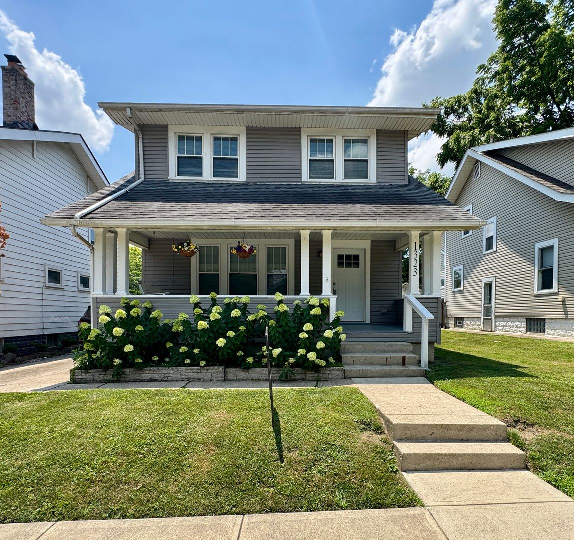 4 Bedroom- Grandview – photo 1