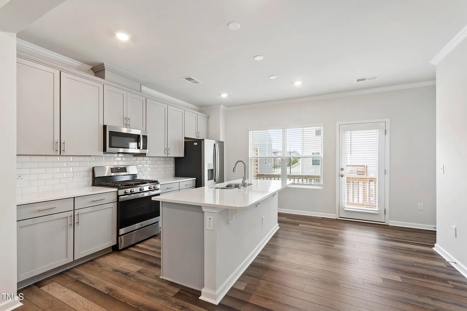 2137 Terrawood Dr – photo 3