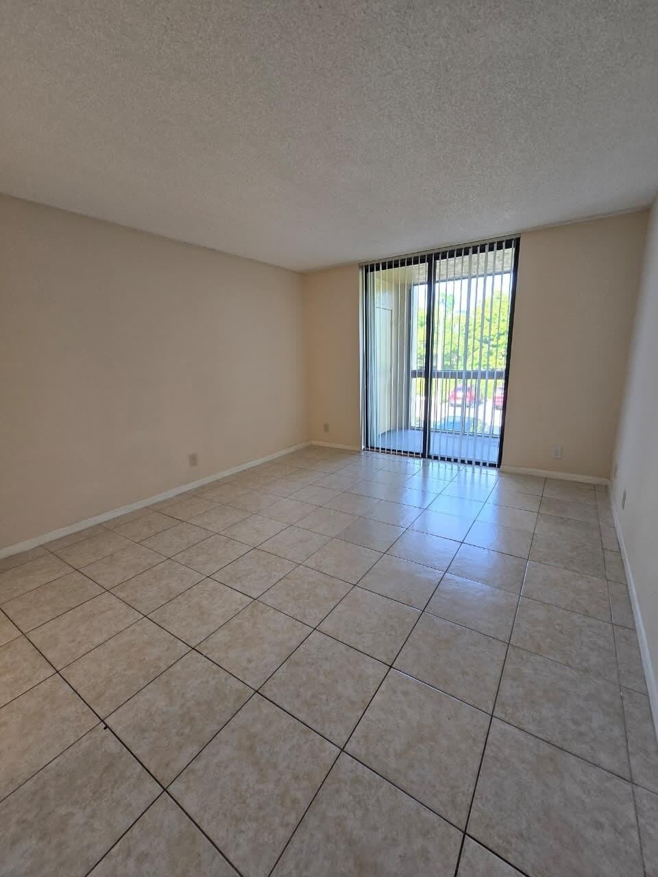 737 SE 1st Way – photo 2