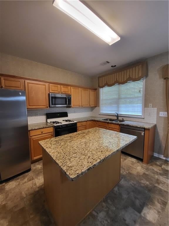 265 Friars Head Drive – photo 4