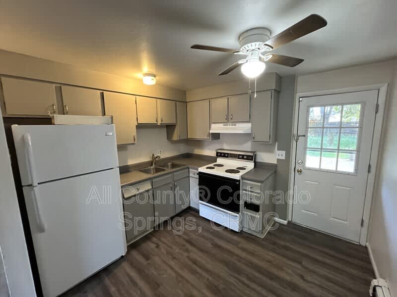 329 Bonnie Court – photo 4