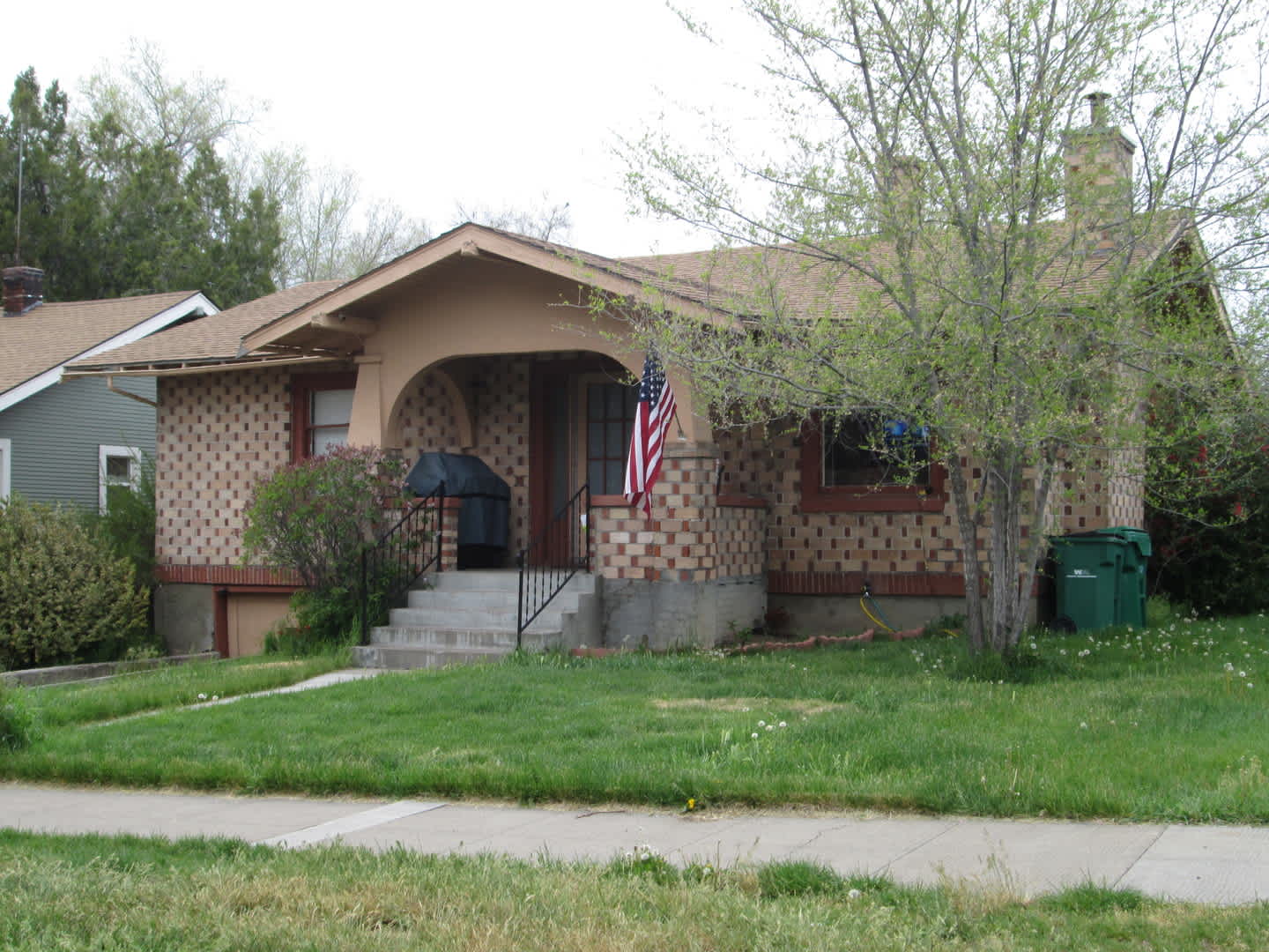 1835 Melrose – photo 1