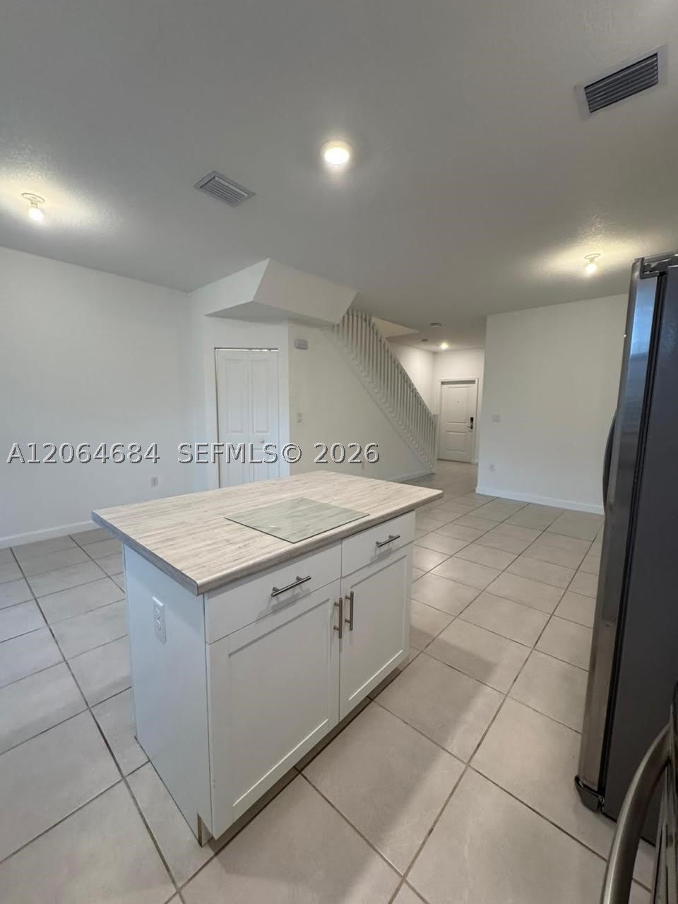 768 NE 206th Ter – photo 3
