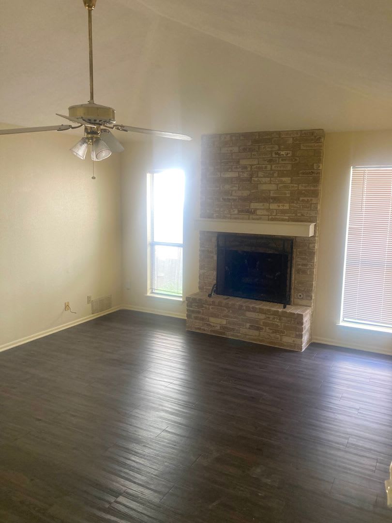 Zero Application Fee For This Lovely Churchill Forest Home – photo 4