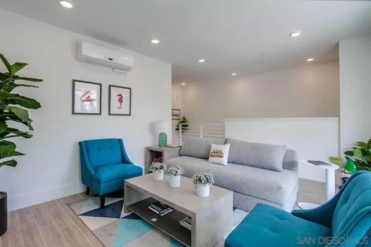 834 Santa Barbara Pl – photo 4