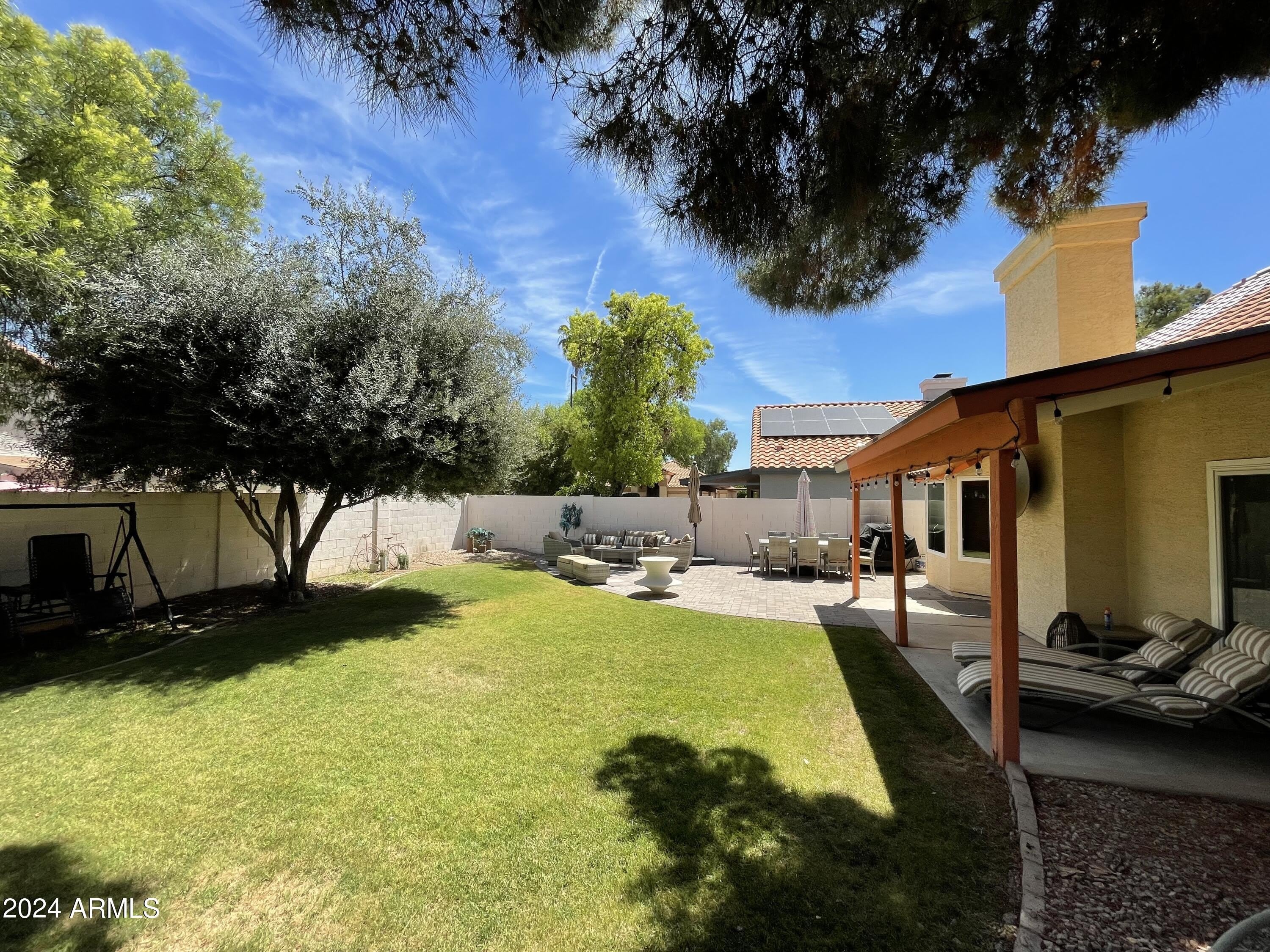 2322 E MILLBRAE Court – photo 2