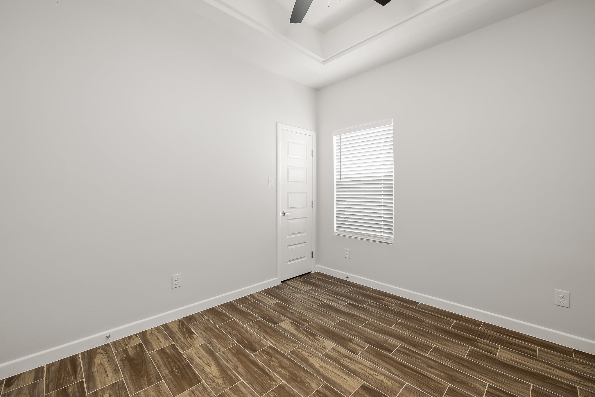 1907 West Violet Drive – photo 3