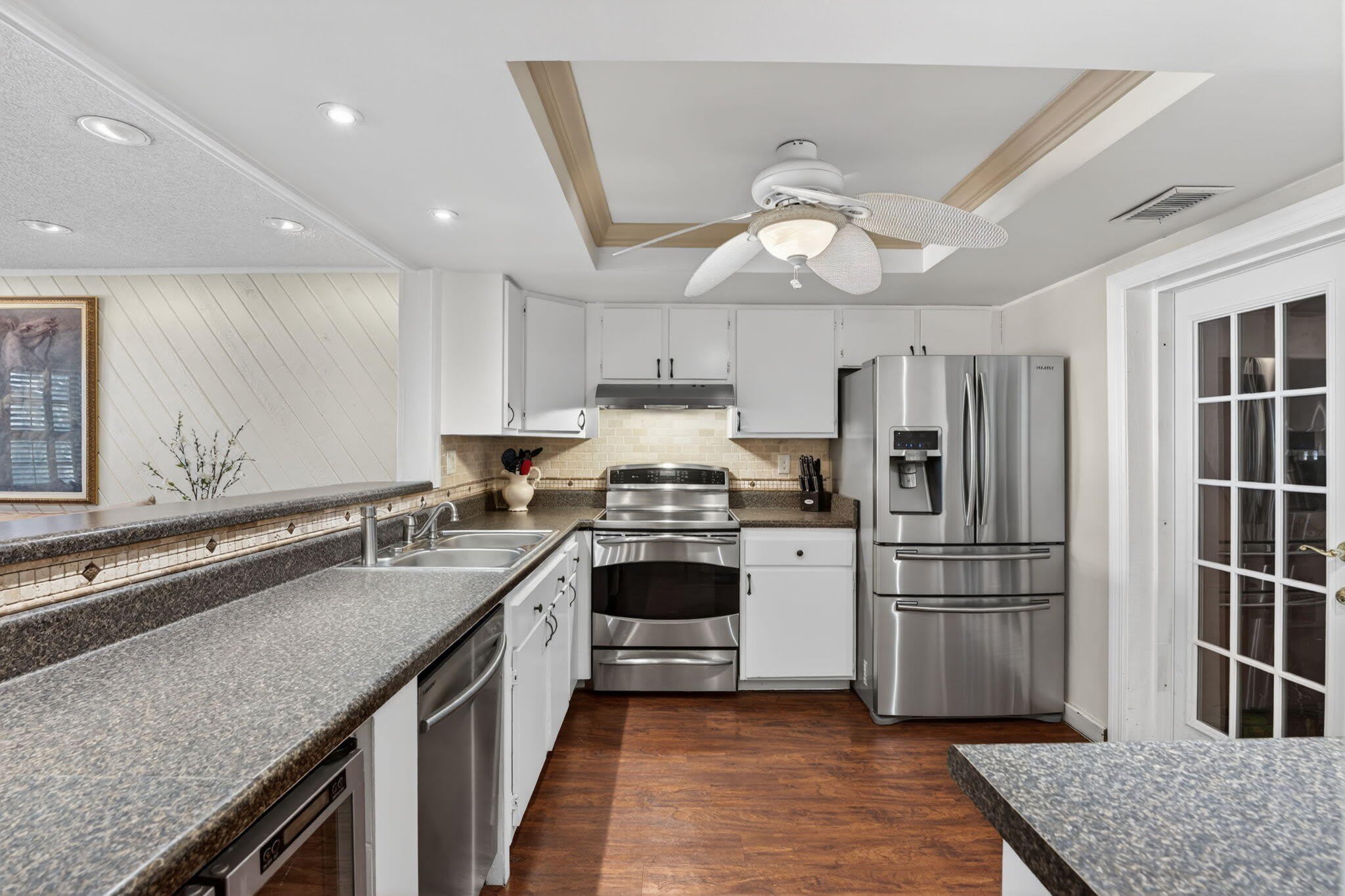 3951 Ne 17Th Avenue – photo 5