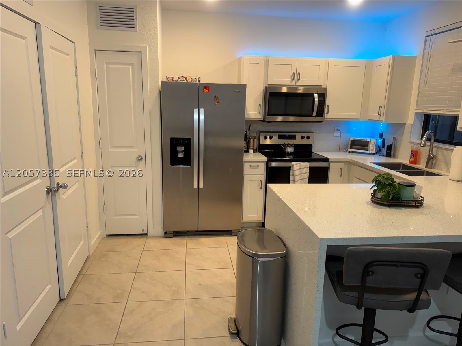 270 NE 12th St – photo 3