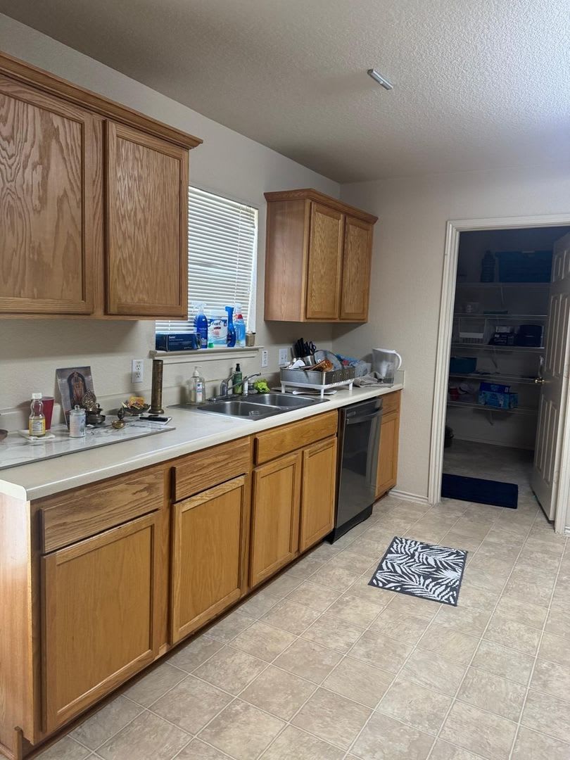 Spacious 4BR House in Pflugerville – photo 4