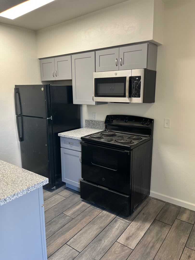 Fairview Village Apartments professionally managed by Grindstone Property Management LLC – photo 3
