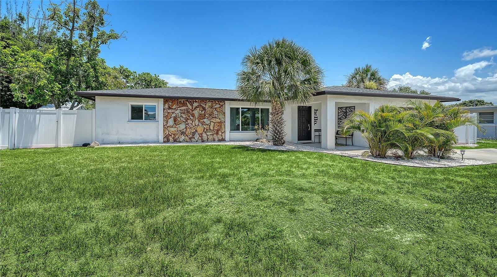 1302 MANGO Avenue – photo 3