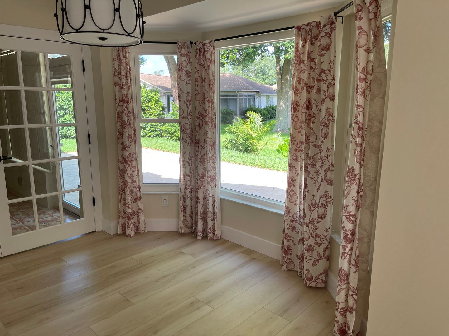 Lovely home in gated, 55+ community – photo 5