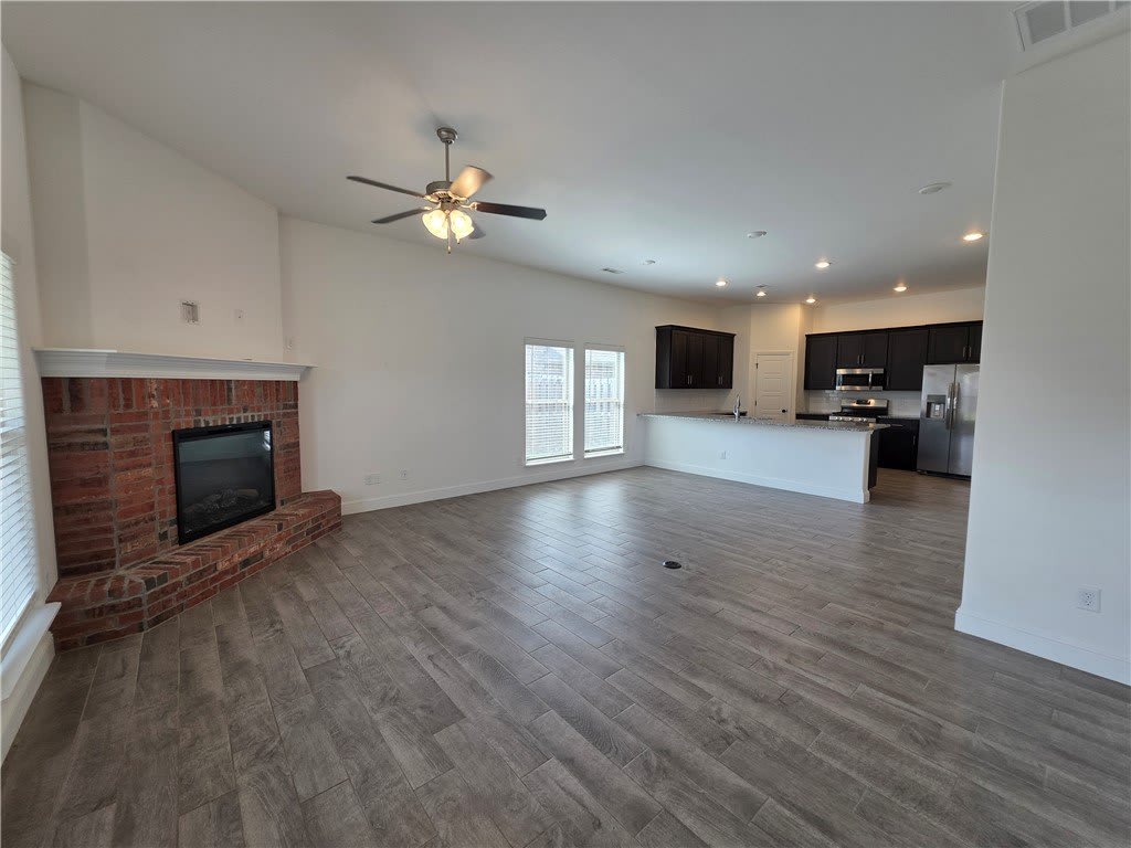 2405 Graham Lane – photo 3