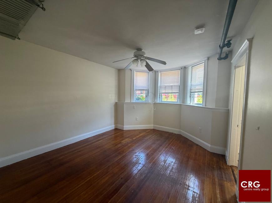 9 Barrows St. – photo 4