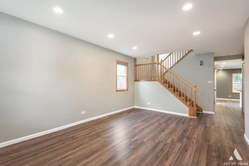 521 Milton Dr – photo 2