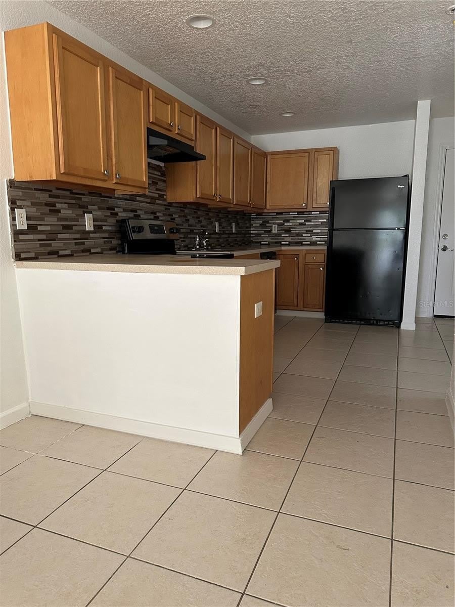 752 E BROOME Street – photo 2
