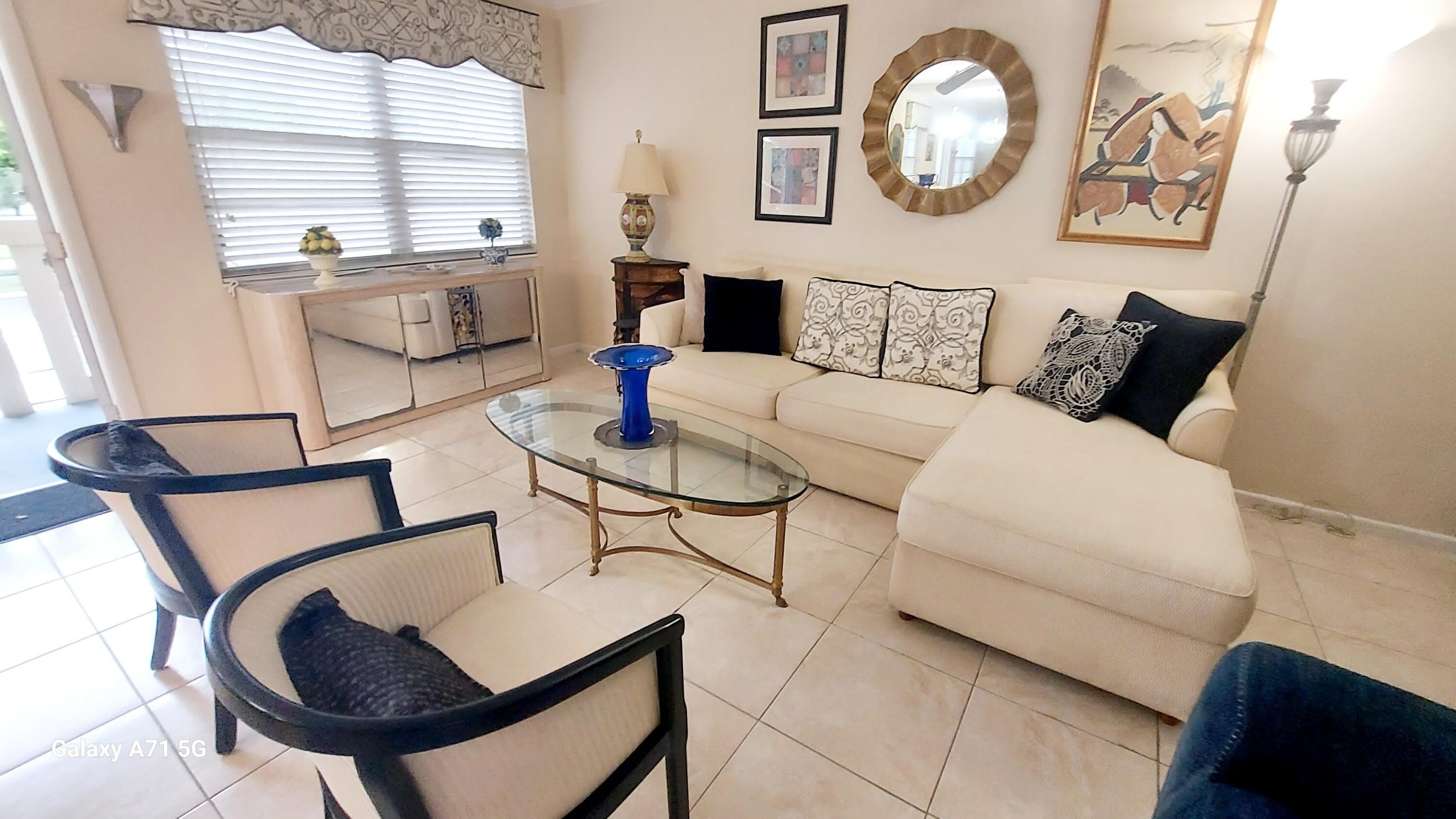 2067 AINSLIE D Drive – photo 2