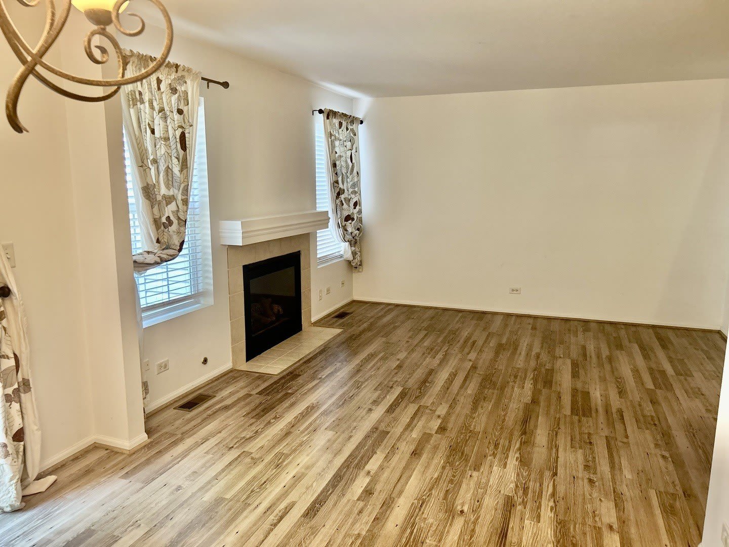 2375 Stoughton Circle – photo 2